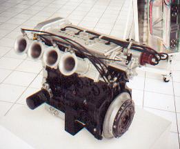 Rennmotor mit Flachschieber